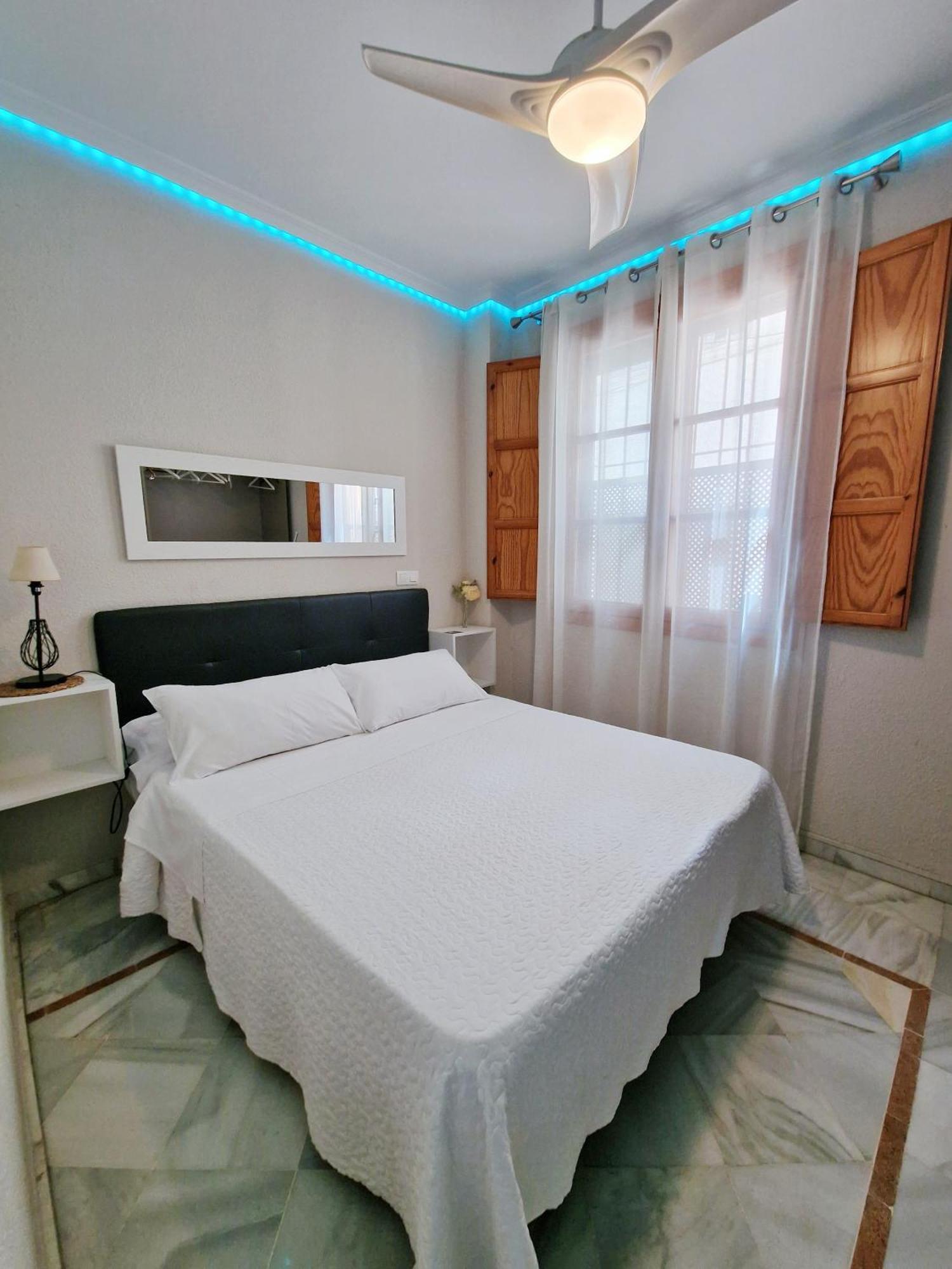 Apartamento Completo Plaza De Las Tendillas - Parking Privado - Alojamientos El Duque قرطبة المظهر الخارجي الصورة